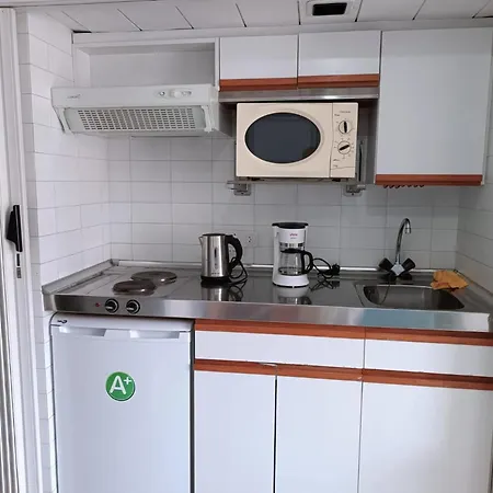 Apartment Vibrant Near Lloret *