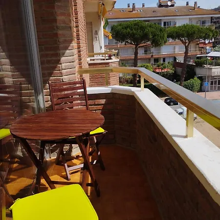 Vibrant Near Lloret Apartment Lloret de Mar